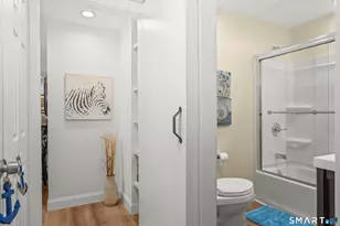 801 Pequot Ave, New London, CT 06320 - Photo 11