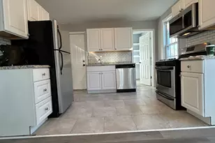 162 Davenport St, Bridgeport, CT 06607 - Photo 1