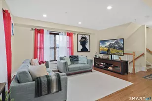 59 Liberty St, Stamford, CT 06902 - Photo 9