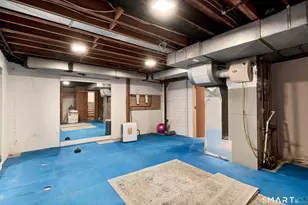 26 Burnwood Dr, Bloomfield, CT 06002 - Photo 29