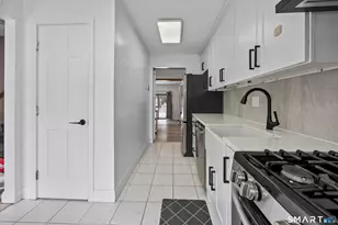 32 Farmington Chase Crescent, Farmington, CT 06032 - Photo 11