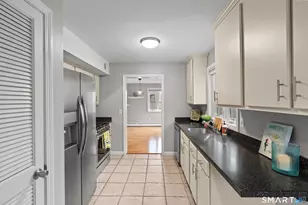 13 Byrne Ct, Farmington, CT 06032 - Photo 13