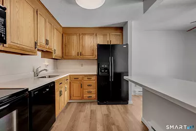 565 Clark Avenue #APT 56, Bristol, CT 06010 - Photo 7