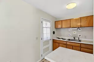 33 Cindy Ln, Groton, CT 06355 - Photo 15