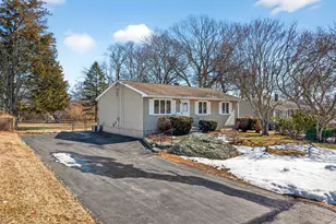 33 Cindy Ln, Groton, CT 06355 - Photo 39