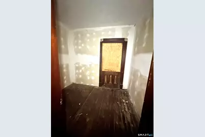 35 Frederick Street, Waterbury, CT 06710 - Photo 15