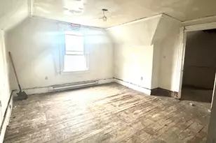 35 Frederick St, Waterbury, CT 06710 - Photo 17