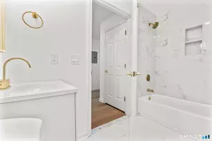 468 Main St, East Lyme, CT 06357 - Photo 25