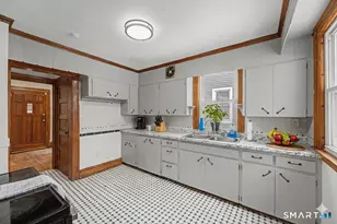 311 Hillside Ave, Hartford, CT 06106 - Photo 3