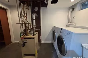 474 Indian Ave, Bridgeport, CT 06606 - Photo 19