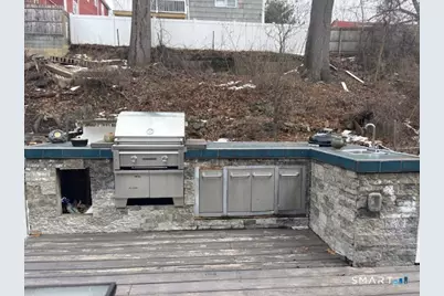 474 Indian Avenue, Bridgeport, CT 06606 - Photo 23