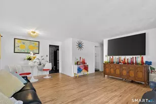 7 Dove Dr, Meriden, CT 06451 - Photo 7