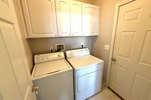 135 Logging Trail Rd, Danbury, CT 06811 - Photo 33