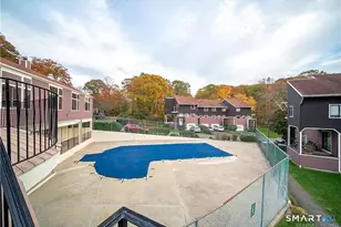 5 Stonegate Cir, Branford, CT 06405 - Photo 3