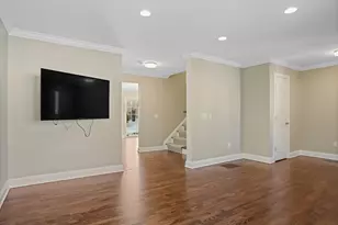 86 Forest St, New Canaan, CT 06840 - Photo 7