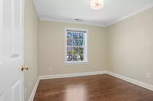 86 Forest St, New Canaan, CT 06840 - Photo 19