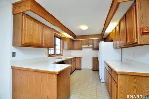 106 Rockybrook, Windsor, CT 06095 - Photo 15