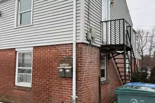 205 London Dr, Hamden, CT 06517 - Photo 11