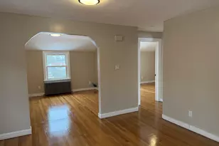 205 London Dr, Hamden, CT 06517 - Photo 3