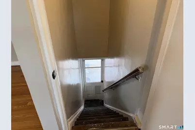 205 London Drive #2nd Floor, Hamden, CT 06517 - Photo 9