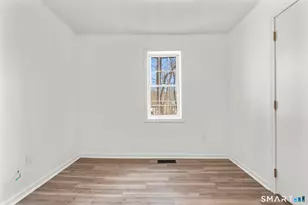 205 Camp St, Plainville, CT 06062 - Photo 15