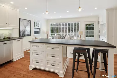 64 Sunrise Avenue, New Canaan, CT 06840 - Photo 9