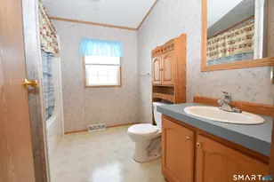 325 Kelly Rd, Vernon, CT 06066 - Photo 7