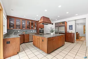 37 Quarry Rd, Stamford, CT 06903 - Photo 11