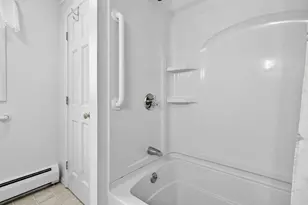 8 Lapstrake Ct, Groton, CT 06355 - Photo 23