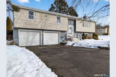 8 Lapstrake Court, Groton, CT 06355 - Photo 1