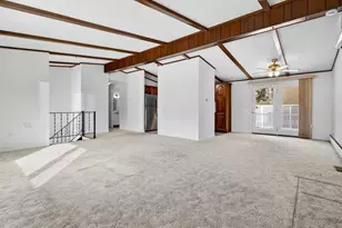 8 Lapstrake Ct, Groton, CT 06355 - Photo 7