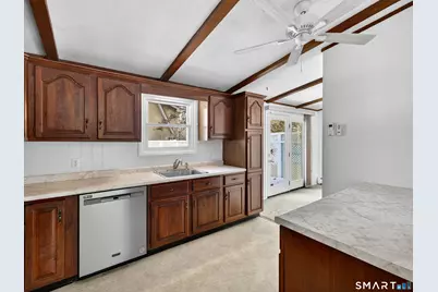 8 Lapstrake Court, Groton, CT 06355 - Photo 11