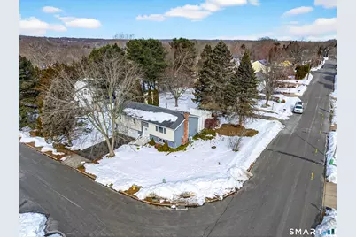 8 Lapstrake Court, Groton, CT 06355 - Photo 3