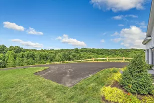 3 Hunting Rdg Rd, Middlebury, CT 06762 - Photo 11