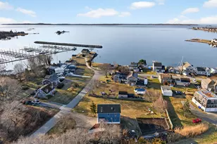 18 Noble Ave, Groton, CT 06340 - Photo 1