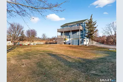18 Noble Avenue, Groton, CT 06340 - Photo 5