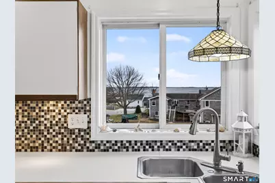 18 Noble Avenue, Groton, CT 06340 - Photo 17