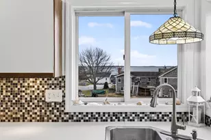 18 Noble Ave, Groton, CT 06340 - Photo 17