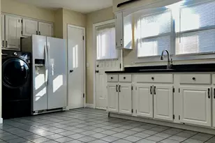 8 Roma St, East Haven, CT 06512 - Photo 5