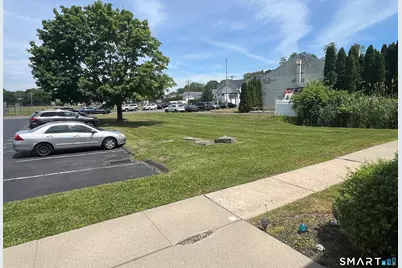 8 Roma Street #8, East Haven, CT 06512 - Photo 5