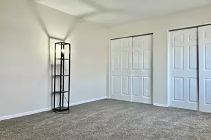 8 Roma St, East Haven, CT 06512 - Photo 13