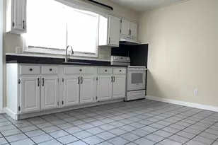 8 Roma St, East Haven, CT 06512 - Photo 9