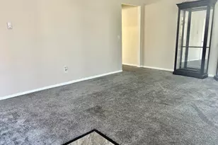 8 Roma St, East Haven, CT 06512 - Photo 7
