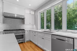 110 Porters Hill Rd, Trumbull, CT 06611 - Photo 17