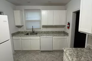 1 Farnsworth St, New London, CT 06320 - Photo 3