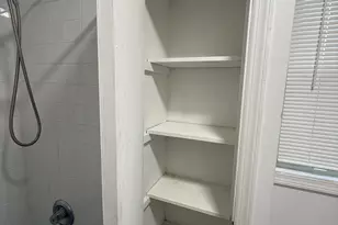 1 Farnsworth St, New London, CT 06320 - Photo 11