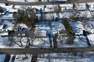 110 Greenwood Dr, Manchester, CT 06042 - Photo 9