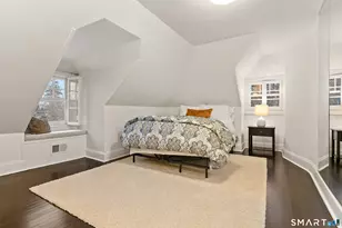 242 Ocean Dr W, Stamford, CT 06902 - Photo 29