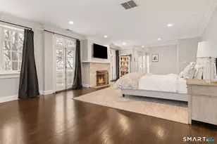 242 Ocean Dr W, Stamford, CT 06902 - Photo 21