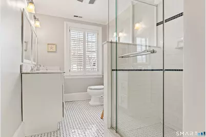 242 Ocean Drive West, Stamford, CT 06902 - Photo 25